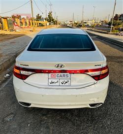 هیوندای ازێرا